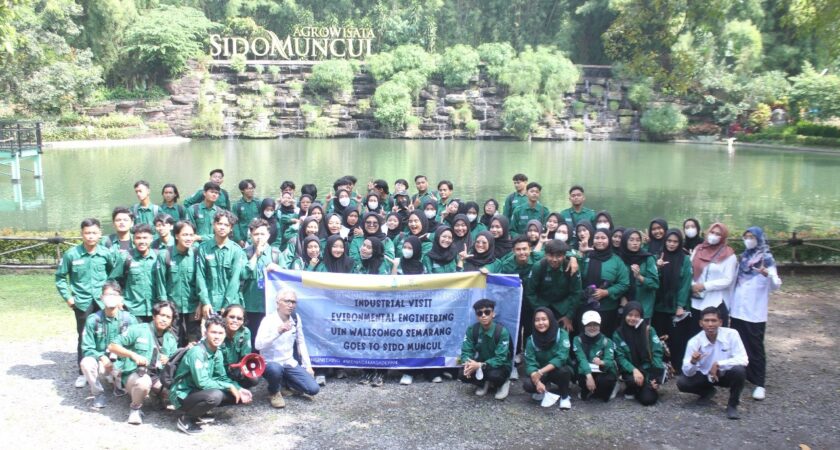 Belajar Manajemen Lingkungan Industri, Mahasiswa Teknik Lingkungan UIN Walisongo Kunjungi PT. Sido Muncul Tbk